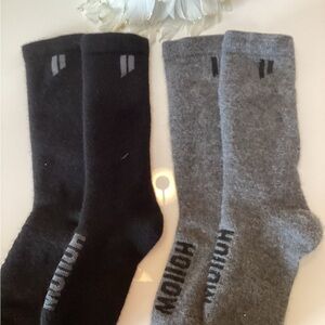 Hollow Men's Casual Black and Gray Socks.. NWOT. SIZE Med. made from Alpaca